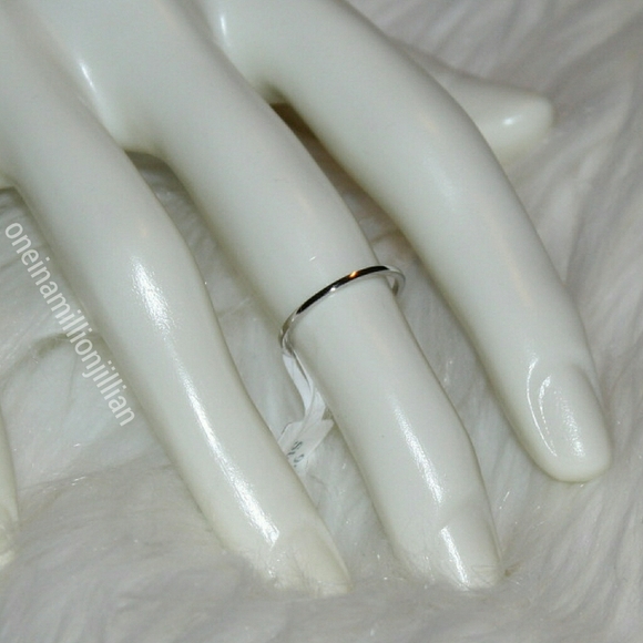 Sterling Silver Ring Band/Thin Midi Pinky Stacking - Picture 2 of 3